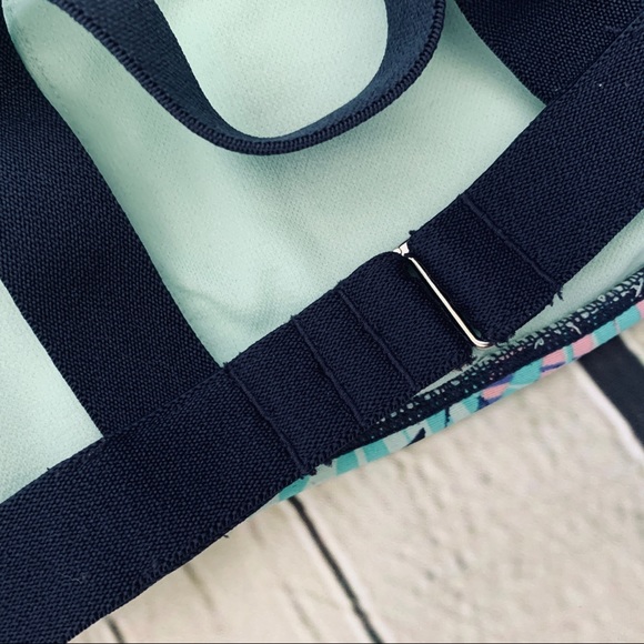 Top unavailable - Picture 3 of 5